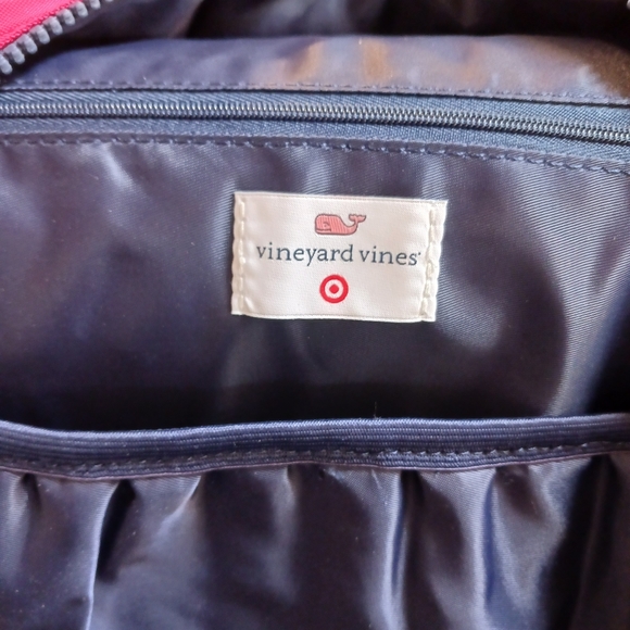 Vineyard Vines Red and Blue Fully size Large Backpack. - Picture 4 of 10